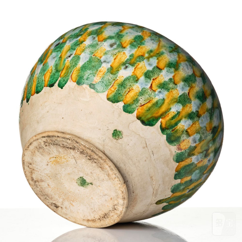 A sancai-glazed pottery jar, - 图6